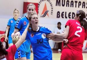 Muratpaşa yarı finalde